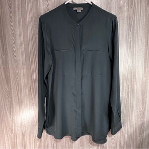 VINCE Forest Green Long Sleeve Button Down Blouse 100% Silk Double Pocket 8 Flaw